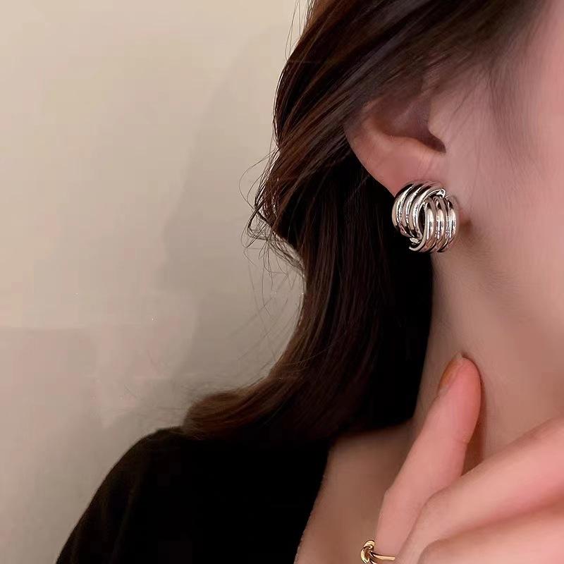 Retro Texturierte Überlappende Ohrringe Für Damen Mehrlagige Goldfarbene Statement Stecker Ohrringe Schmuck Geschenke