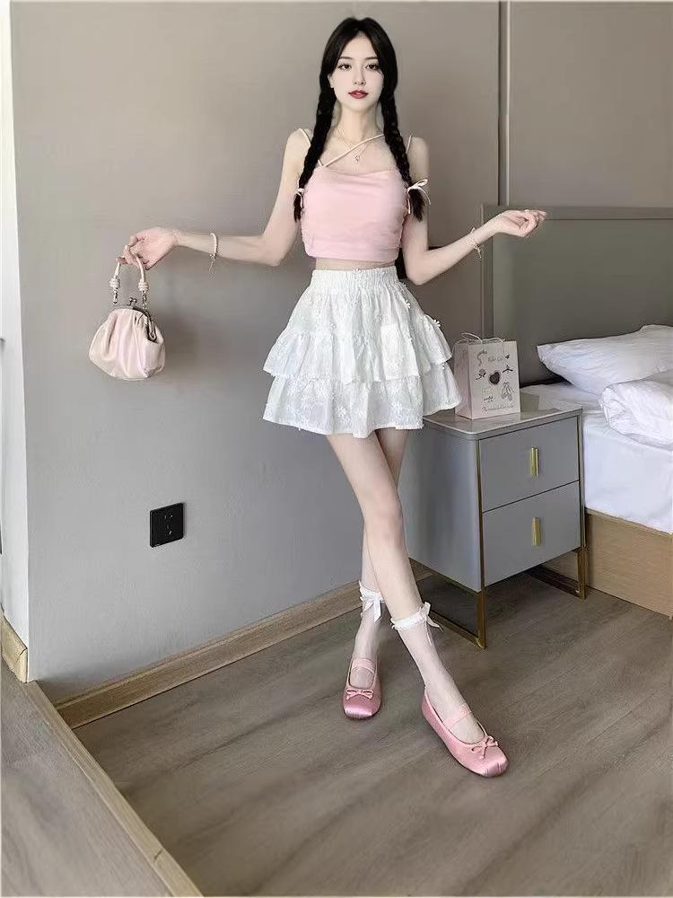 White 3D A-line Skirt: High-Waist, Slimming, Fluffy Cake Design for Spring, Summer & Autumn.