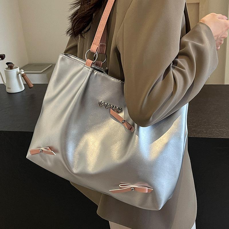 New Personalized Fashionable Shoulder Bag Casual Commuting Large Capacity College Student Class Toy Bag for Women