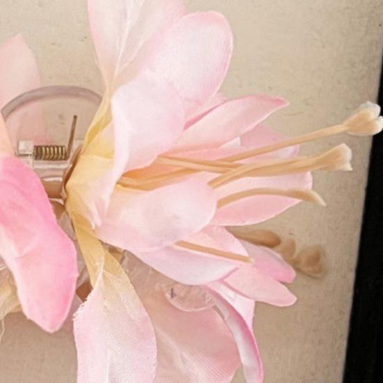 Dámská sponka do vlasů 3D umělá květinová dekorace vlásenka zadní část hlavy velká skřipcová sponka lehké vlasové doplňky