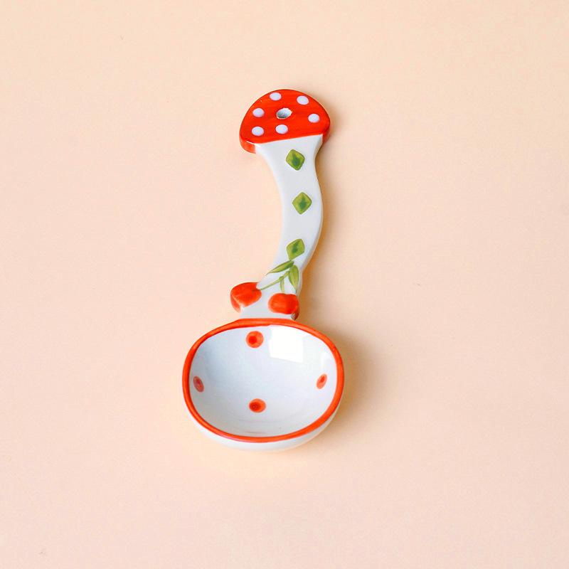 

Underglaze Colored Ceramic Spoon Cute Christmas Cherry Scoop New Kitchen Cooking Utensil for Dessert Soup Long Handle Soup Spoon