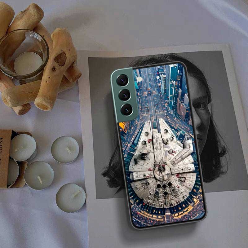Millennium Falcon In Space Phone Case For Samsung Galaxy S22 S25 Ultra S21 S10 Plus S25Edge S20 S23 S24 FE S10E Cover Silicone S