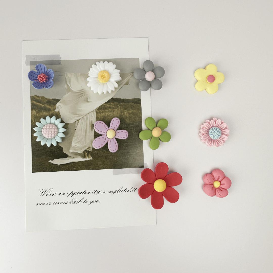 Floral Refrigerator Magnets - 10 Pack Decorative Fridge Magnets for Kitchen, Cute Flower Magnets Set One Size красный