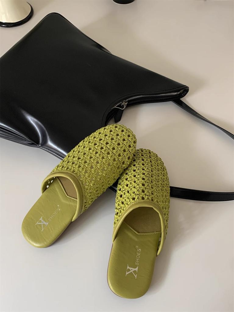 2025 summer French slippers women's versatile outer wear retro woven bag head semi-breathable non-slip flat bottom Muller cool slippers