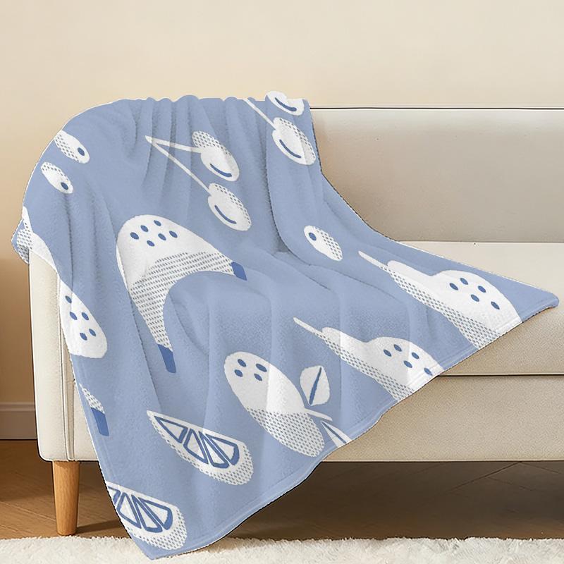 Lightweight Soft Flannel Blanket, Simple Fruit Pattern – Cozy Skin-friendly Throw for Home, Window Seat Decor, Christmas & Halloween