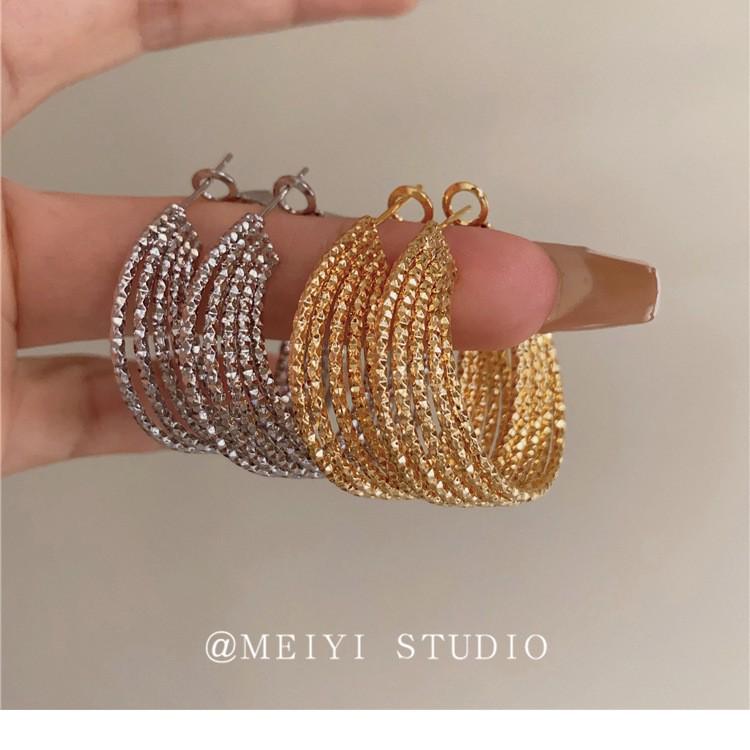 High-End Gold Hoop Earrings - Chic French Design with Unique Personality