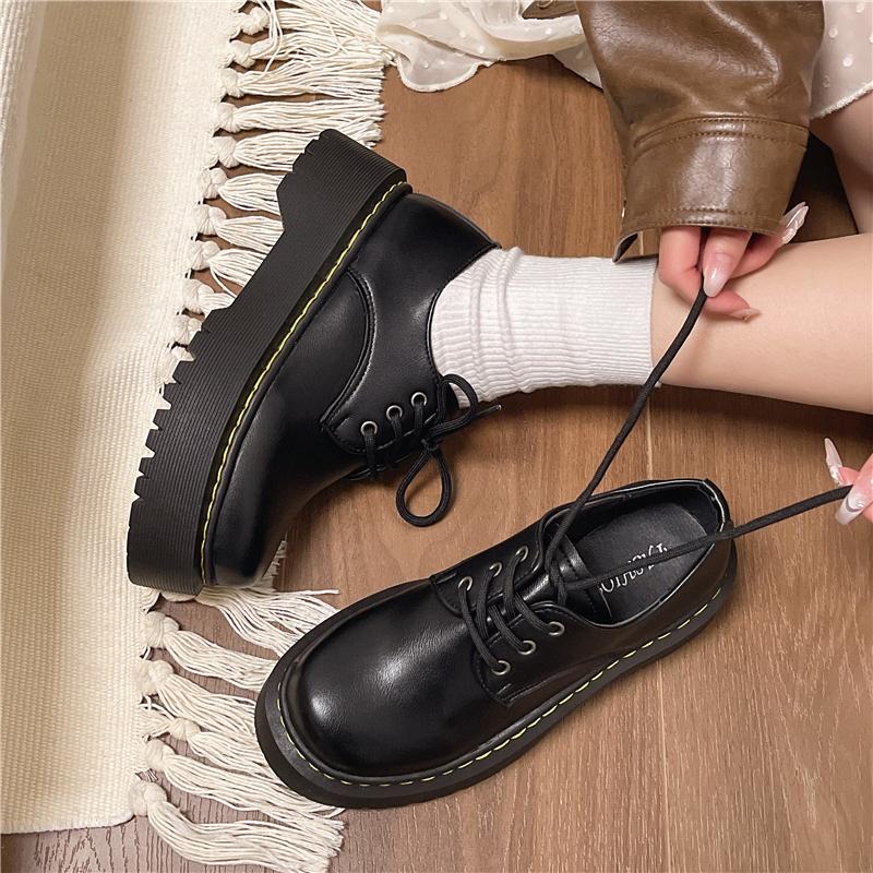 Fashion Black 2025 New Platform Retro French Japanese Single Shoes Versatile