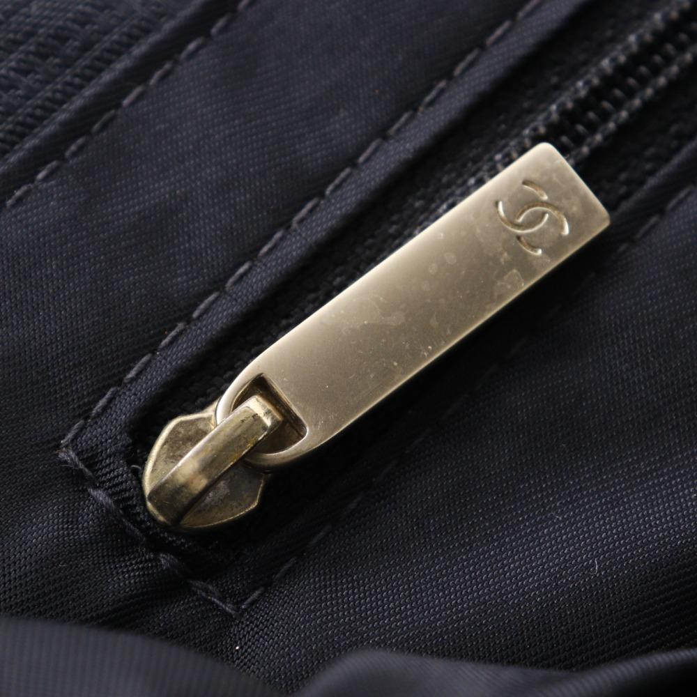 CHANEL Tote MM Tote Bag A15991 New travel line black Nylon canvas Women Used