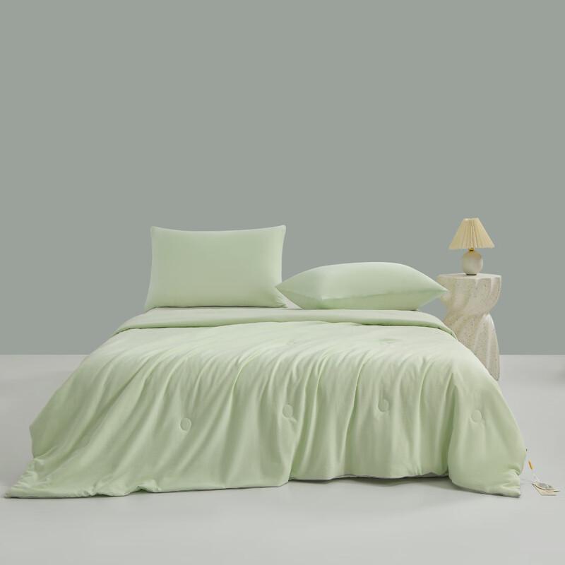 

Soft Knitted Polyester Fiber Summer Cooling Quilt