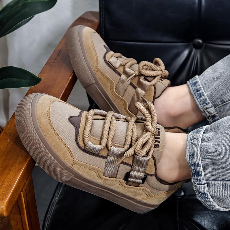 Skate Shoes Comfort Casual Vulcanized Sneakers Men Skateboarding Flat Comfortable Canvas Casual Breathable Sneakers Street Style