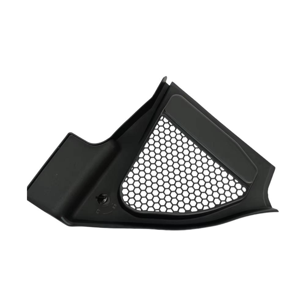 BMW G02/G08 Premium Wiper Deflector Corner Plate 51717399018