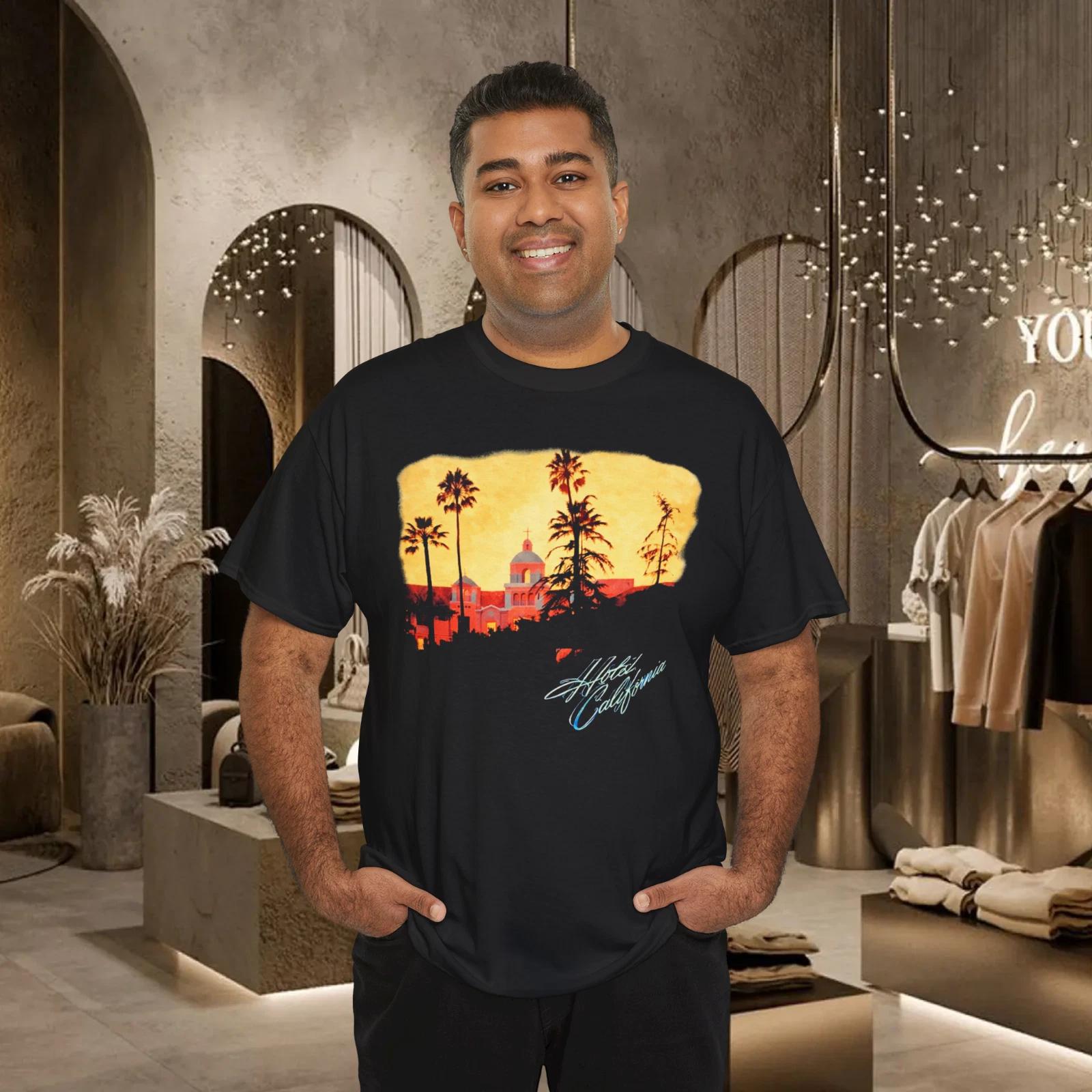 Hotel California Sunset Palm Trees Graphic T-Shirt Vintage West Coast Tee S