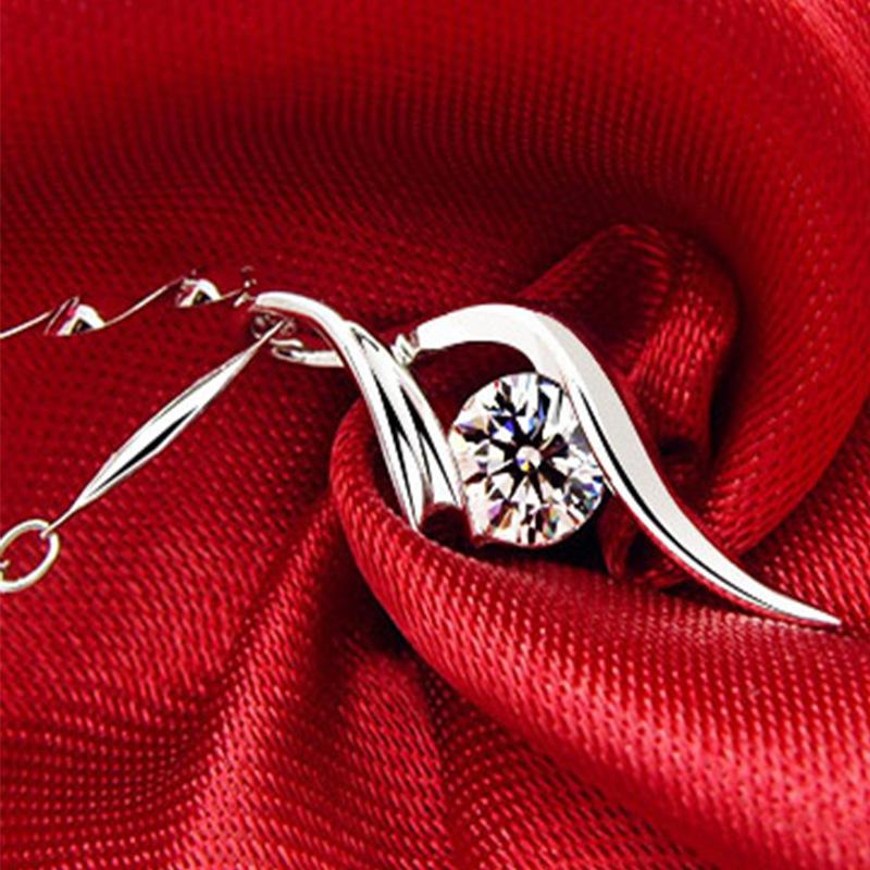 Přívěsek ze stříbra 925 Dámské šperky Řetízek s klíční kostí Přívěsek Láska vykládaný zirkonem Korejské stříbrné šperky