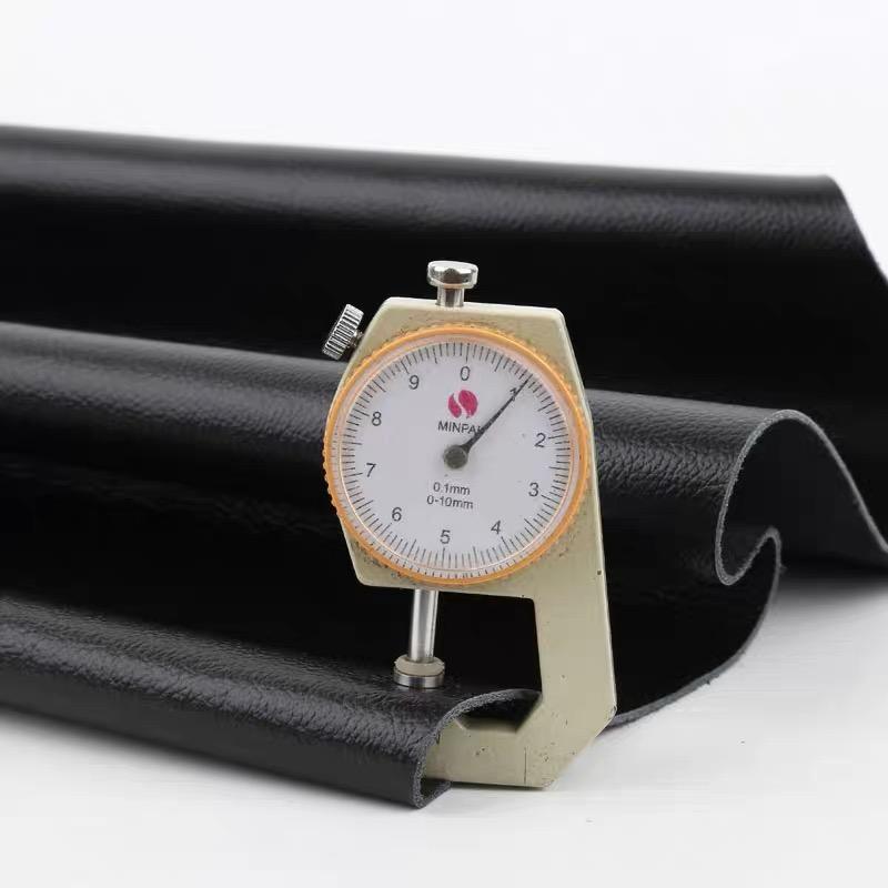 Black top layer fine grain cowhide leather material, real leather lychee pattern soft cowhide sofa, car seat headboard soft bag 20x30cm