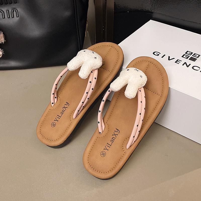 2025 Summer Internet Celebrities with the Same Versatile Casual Herringbone Cool Slippers Cute Cartoon Soft Cute Rabbit Flat Bottom Popular