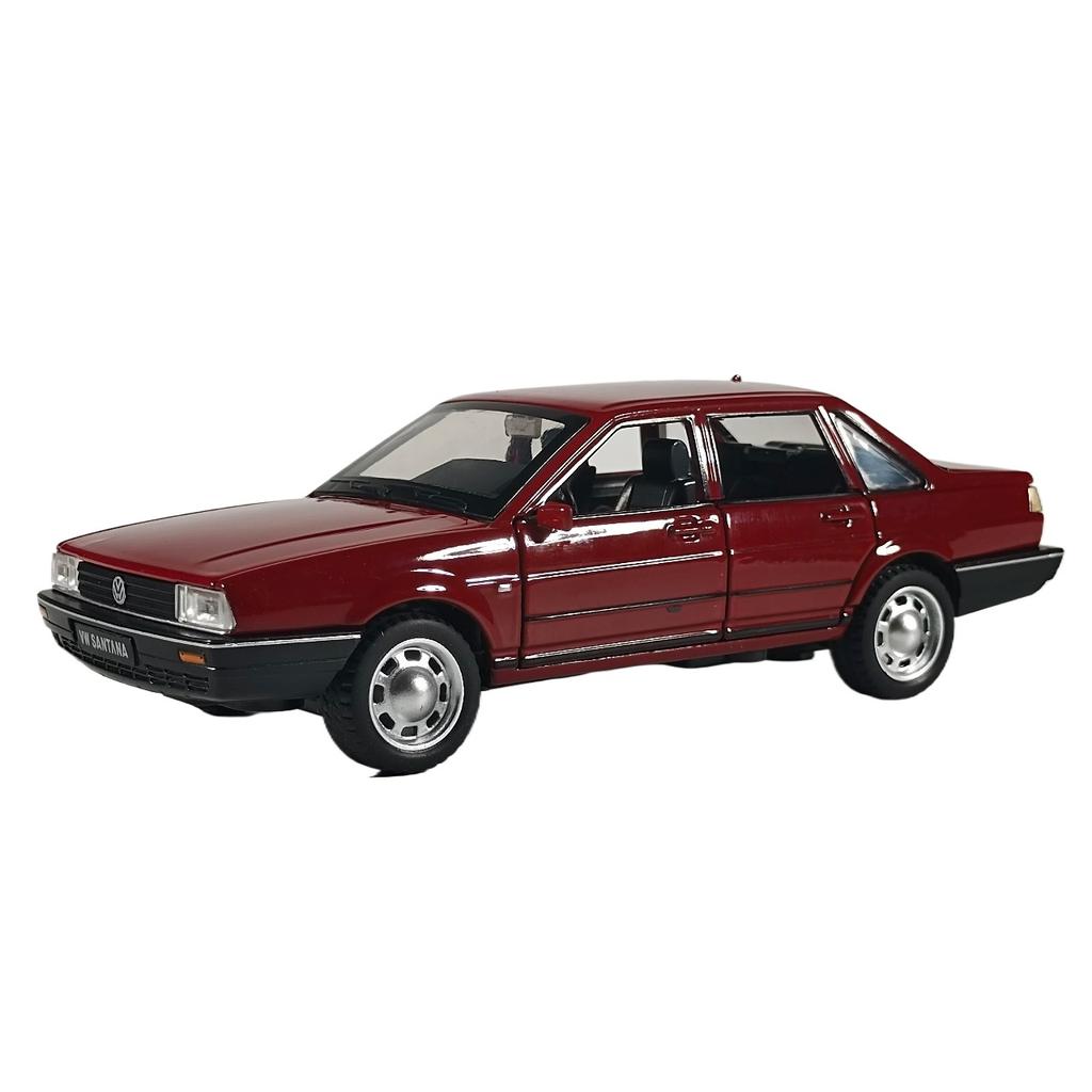 Modellino Auto Diecast in Metallo e Lega Volkswagen Santana 1/32 Suono e Luci Pull Back Alta Simulazione Giocattolo per Bambini Regali di Compleanno