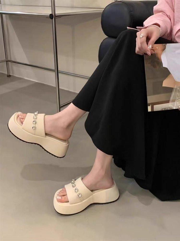 

Korean version of square-headed rhinestone cool slippers for women to wear in the spring and summer of 2025, new thick-bottomed open-toed slippers 40 абрикосовый
