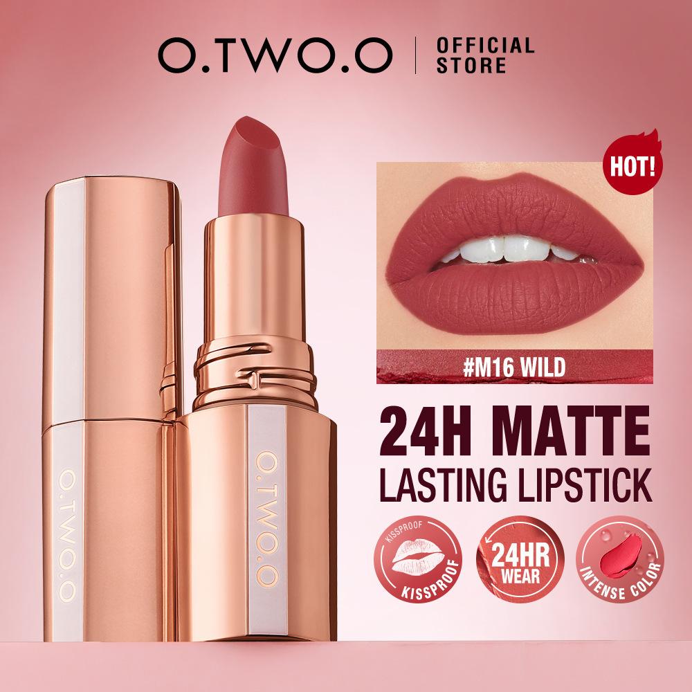 O.TWO.O Rossetto Opaco Colore Bloccante Bacio Nebbioso – Rossetto Opaco Vellutato a Nebbia Leggera Lunga Tenuta