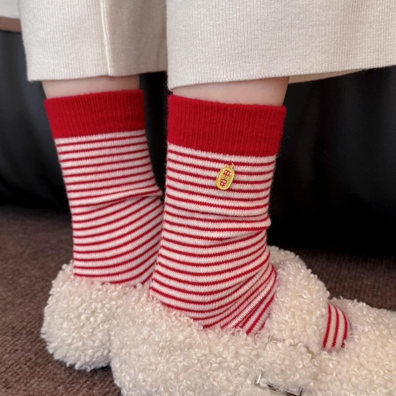 Große rote Wollsocken Kinder Verdickt Warm Kaschmir Accessoires Neujahr Frieden Und Geld Blume Stapelsocken
