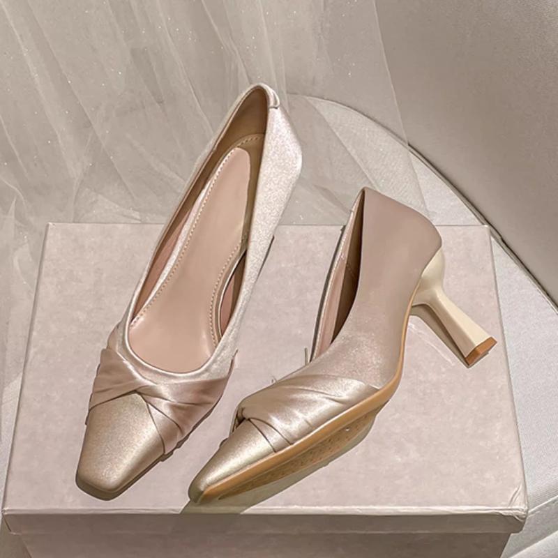 

Fashion 2025 New Size 35-40 High Heels Niche Design Thin Heel Sexy Pointed Toe Shoes for Women Thin Heel Pumps 35 шампанского