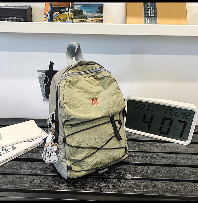 School Bag New Outdoor Backpack Contrasting Color Mountaineering Bag Picnic Retro School Bag Lightweight Travel Bag Sports Hiking Small Backpack