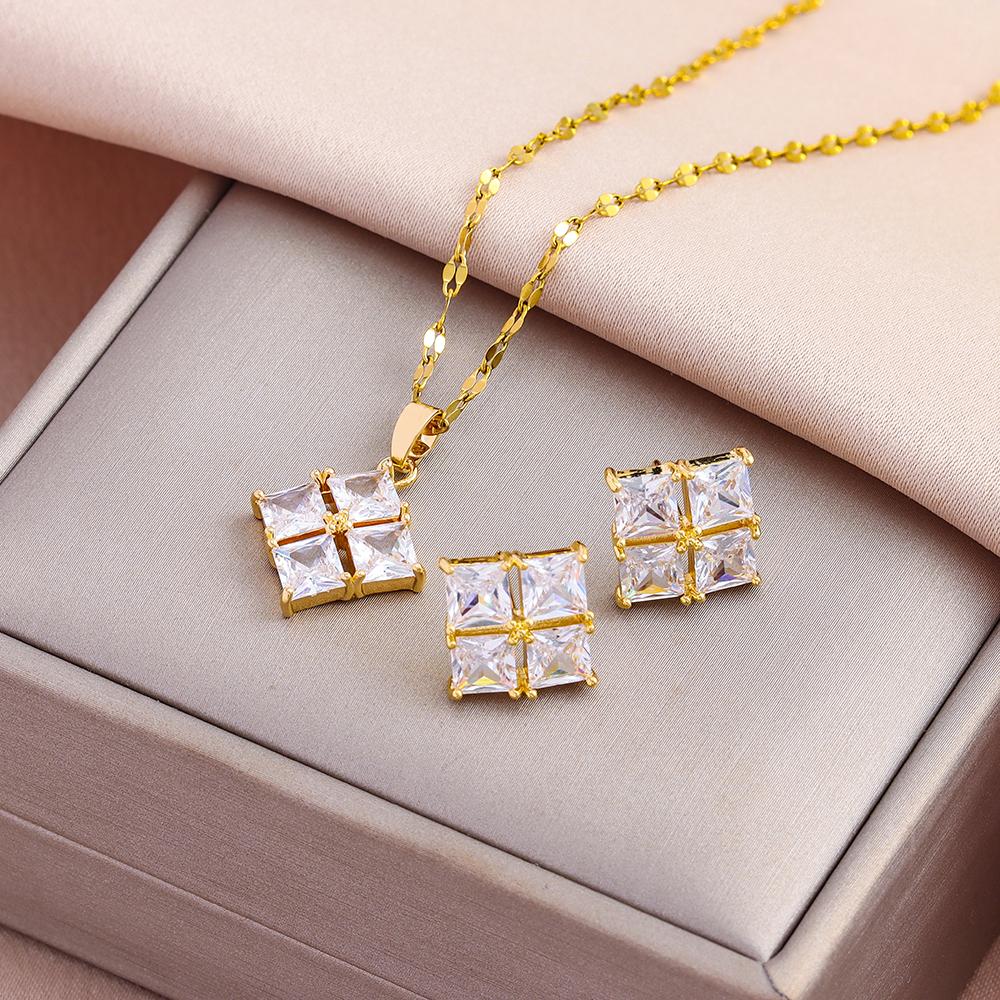 New Fashion Gold Plated Necklaces Earrings Sets For Women Female Trendy Party Jewelry Girls Daily Wear Neck Chain Earrings