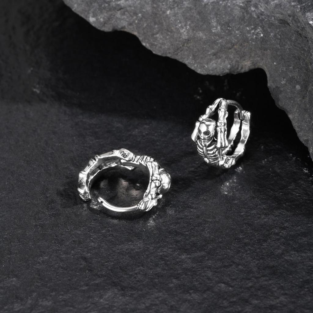 Retro Gothic Skull Earrings Stainless Steel Punk Skeleton Skull Head Hoop Earrings for Man Vintage Jewelry