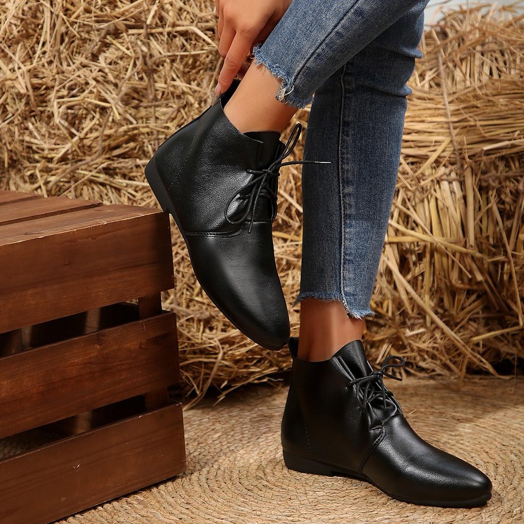 Fashion Women's Ankle Boots Solid Color Leather 2026 Autumn Fashion Pointed Toe Lace-up Flat Boots for Women Casual Retro Sewing Shoes