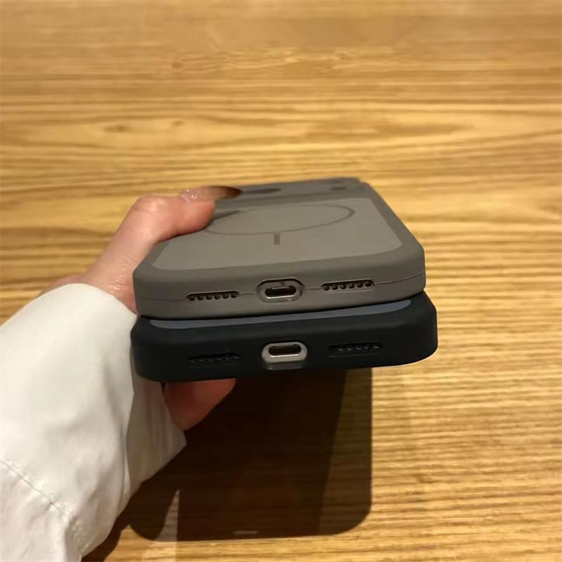 Liquid Silicone Dual-color , Lens-protecting Phone Case, Supports Magnetic Charging for iPhone 17, 16, 15, 14, and 13 Series