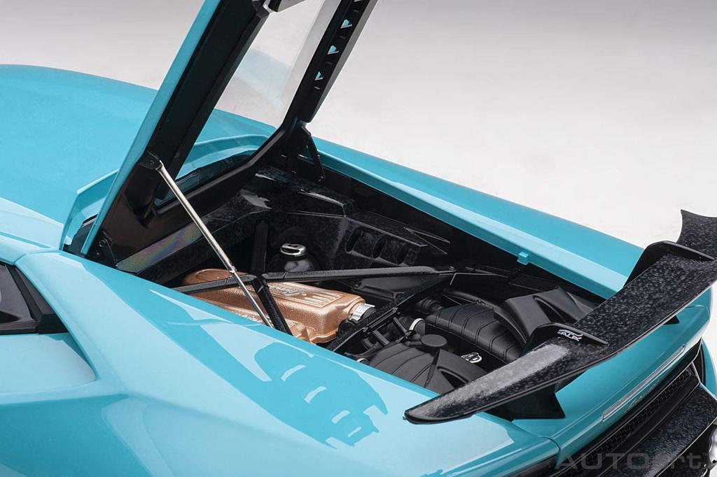 AUTOart Lamborghini Huracan Performante Light Blue Finished Product 12077 1/12