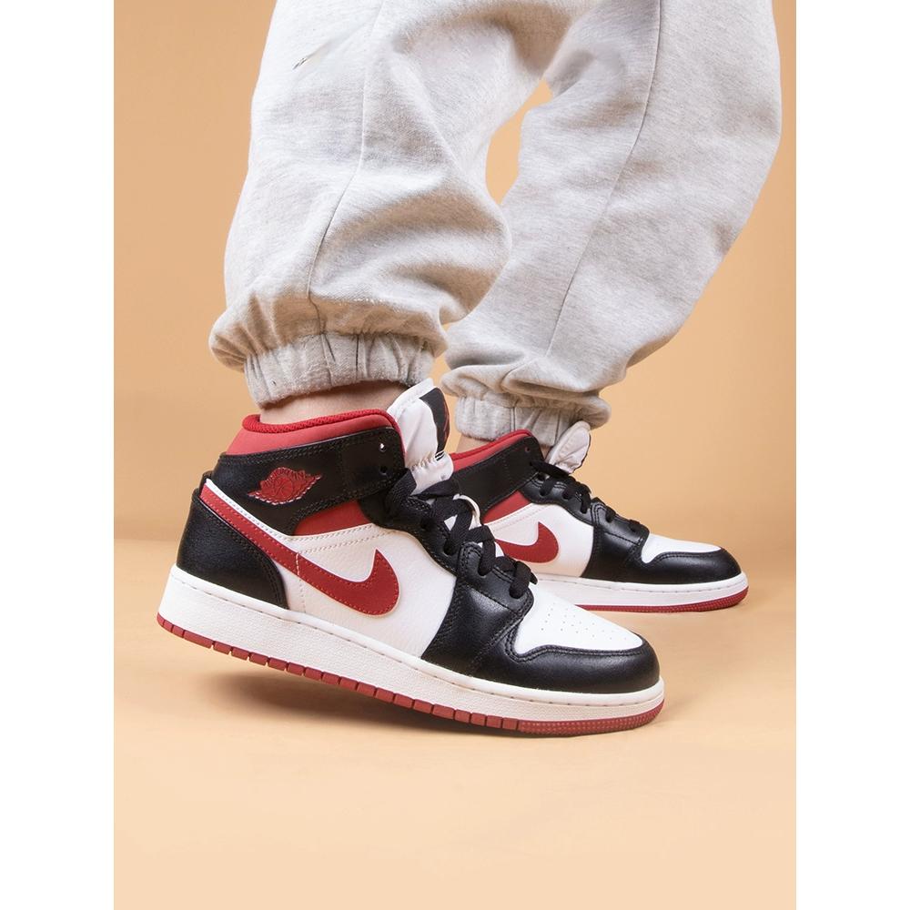 New Jordan Kids Air Jordan 1 Mid 'Metallic Red' Sneakers DJ4695-122