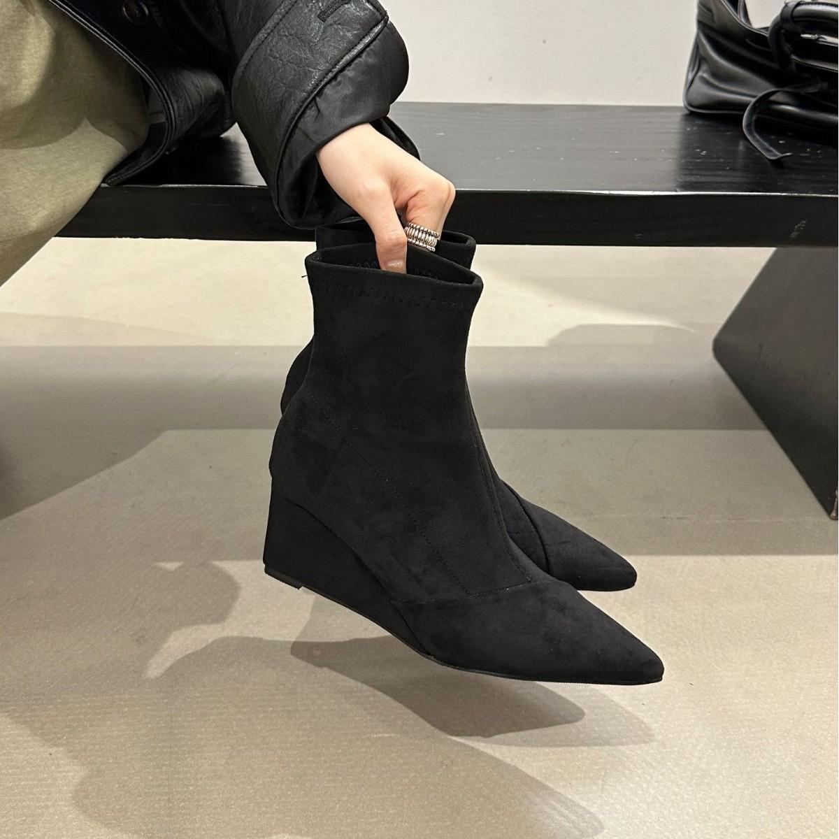 Корейские остроносые бордовые тонкие ботильоны на толстом каблуке 2025 новые весенне-осенние одинарные ботильоны ретро короткие ботильоны на низком каблуке 35