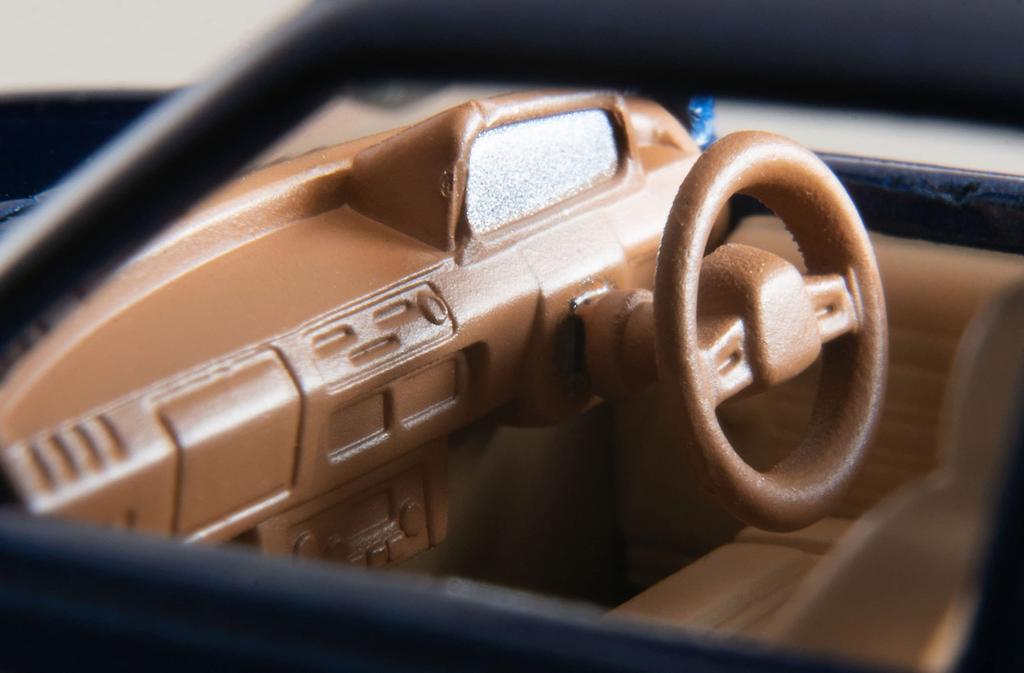 Tomytec Tomica Limited Vintage Neo Scale Suzuki Alto Limited Navy Blue 1984 Model 1/64 LV-N28d C-Type (Finished)