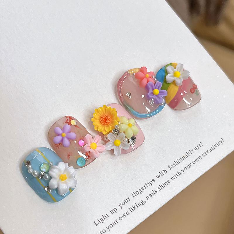50Pcs Colorful Flower Nail Accessories Daisy Five Petal Flower Resin Nail Drill 3D Mixed Flowers Nail Jewelry Decorative Materia