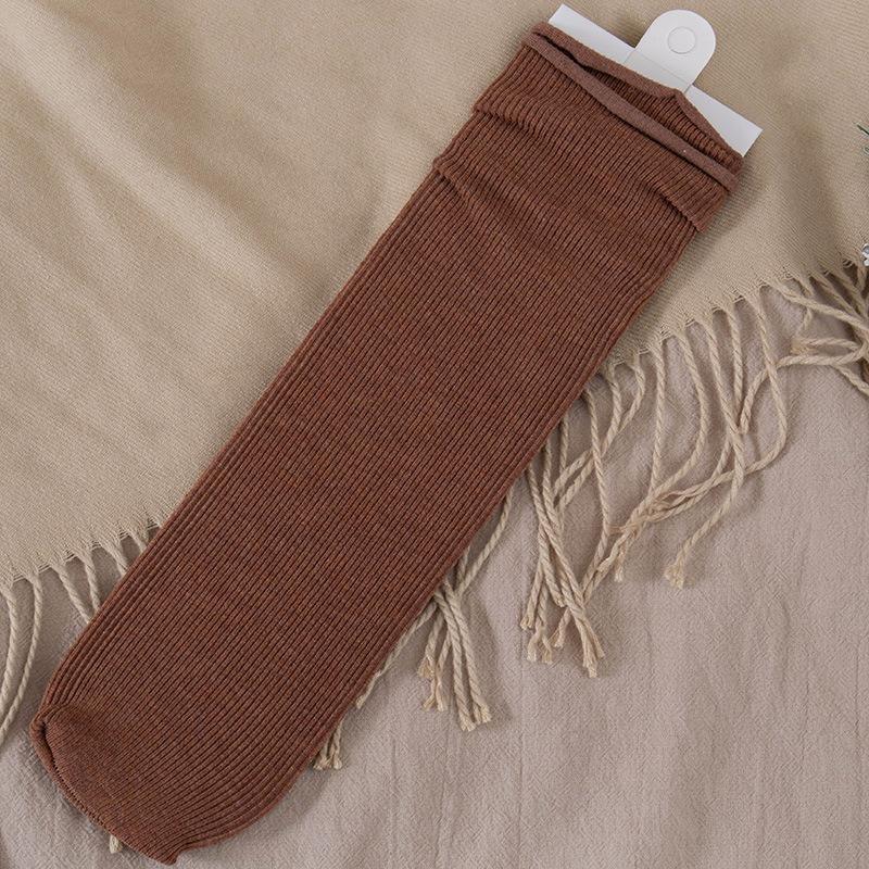 Ladies Autumn and Winter Thick New Products Pure Color Retro Sweat Absorbing Breathable Long Tube Pile Pile Cotton Socks