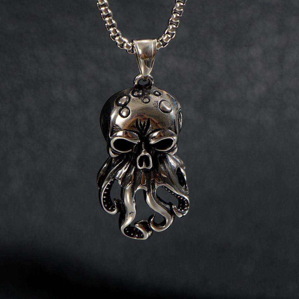 LNCHRAN Suction Cup Tentacle Skull Octopus 3D Gothic Hang Tag with Matte Silver Bead Box