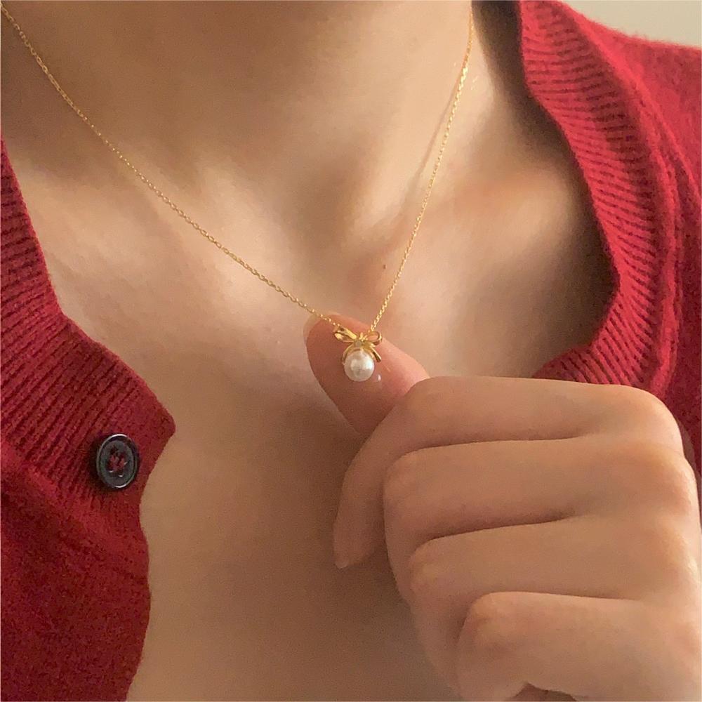 New Fashion Jewelry 925 Silver Necklace for Women 18K Gold Plated Sterling Silver Bowknot Pearl Pendant Necklace