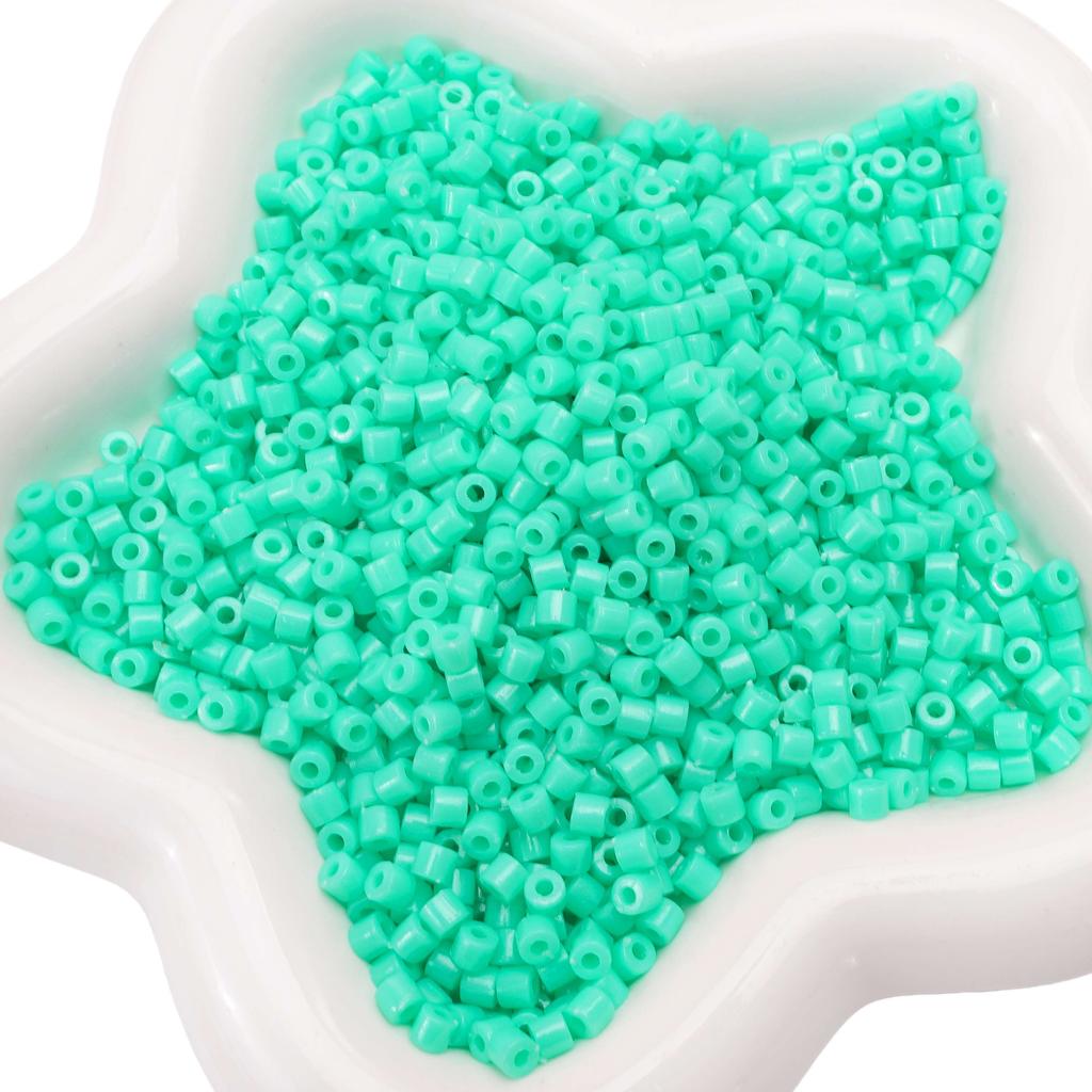 300pcs 4mm Acrylic Short Tube Beads Solid Color Seed Beads Accessories For DIY Jewelry Making