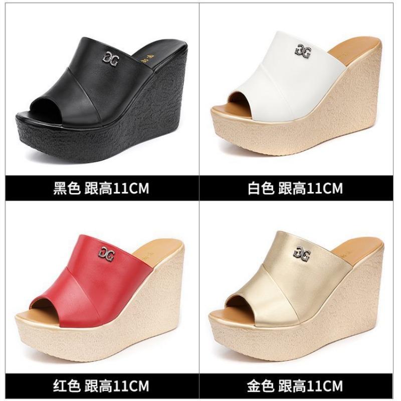 Trendy and Fashionable Women's Sandals with a Slope Heel and a Thick Bottom Summer New Outer Wear One-word Drag Cm High-heeled Beach Slippers