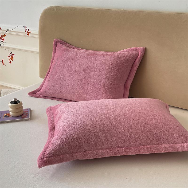 

Наволочки из плотного зимнего кораллового молочного бархата, 48x74, пара 48x74 cm Pair