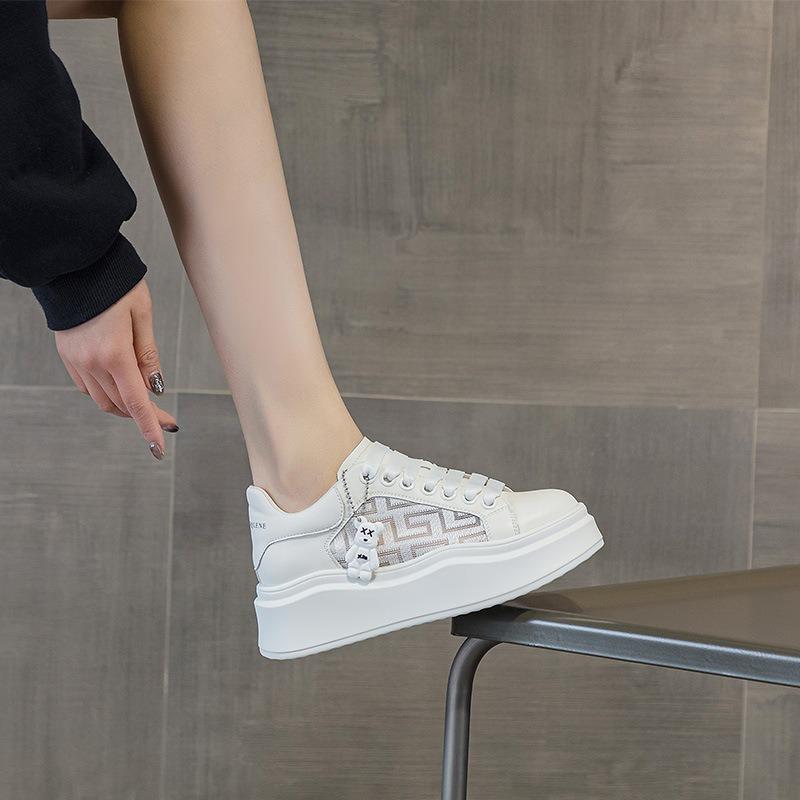 Mesh breathable casual shoes women's summer thin thick-soled heightening white shoes cartoon pendant leather single shoes