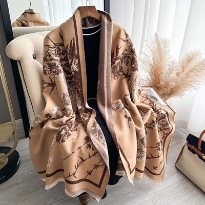 Retro Temperament Printed Scarf With A High-End Shawl To Keep The Neck Warm