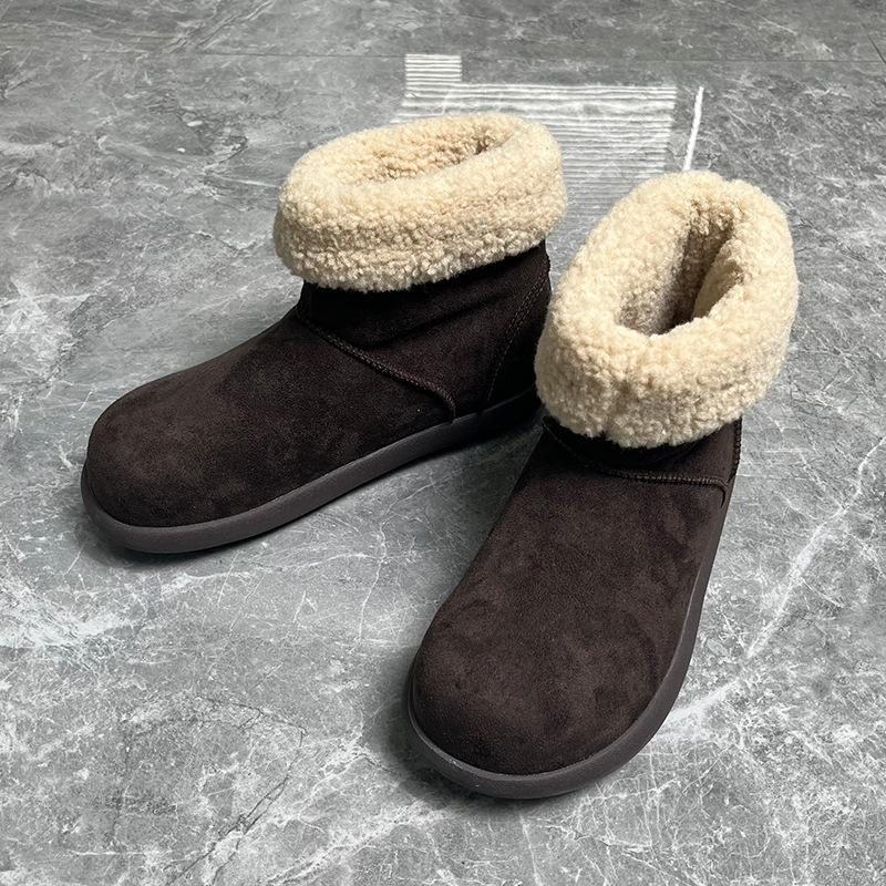 

Пара зимних сапог 2025 новая зимняя бархатная утепленная теплая на толстой подошве повседневные короткие сапоги 22715-Z 46 коричневый