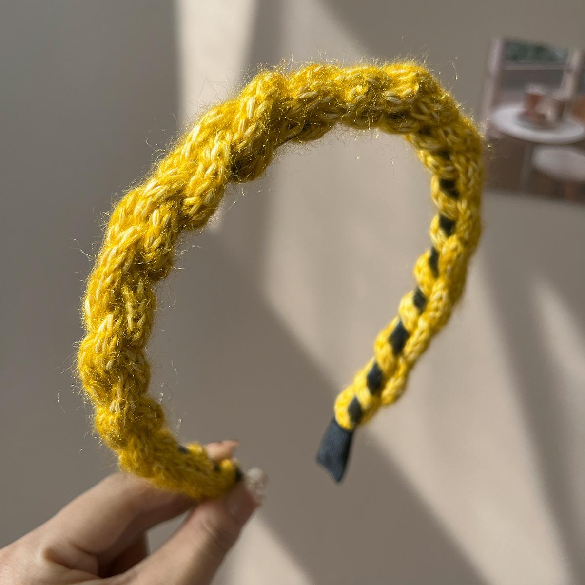 

Stylish and Unique Women s Knitted Cable Headband, Retro Headband, Versatile Everyday Hair Accessory 16*2cm