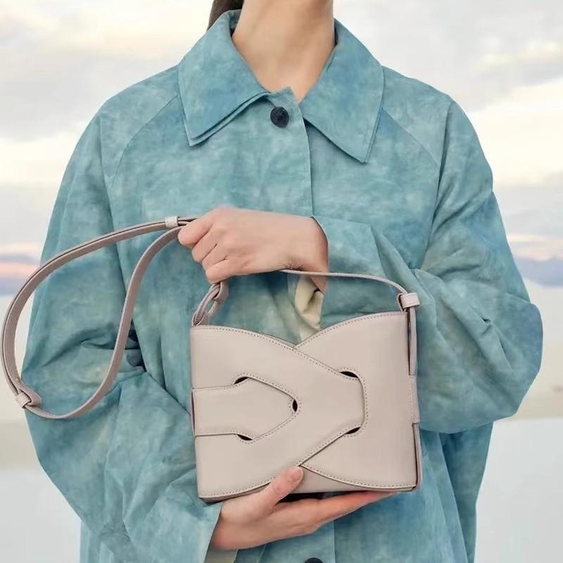 Minimalist Pu Water Bucket Bag With Zipper Closure For Daily Use