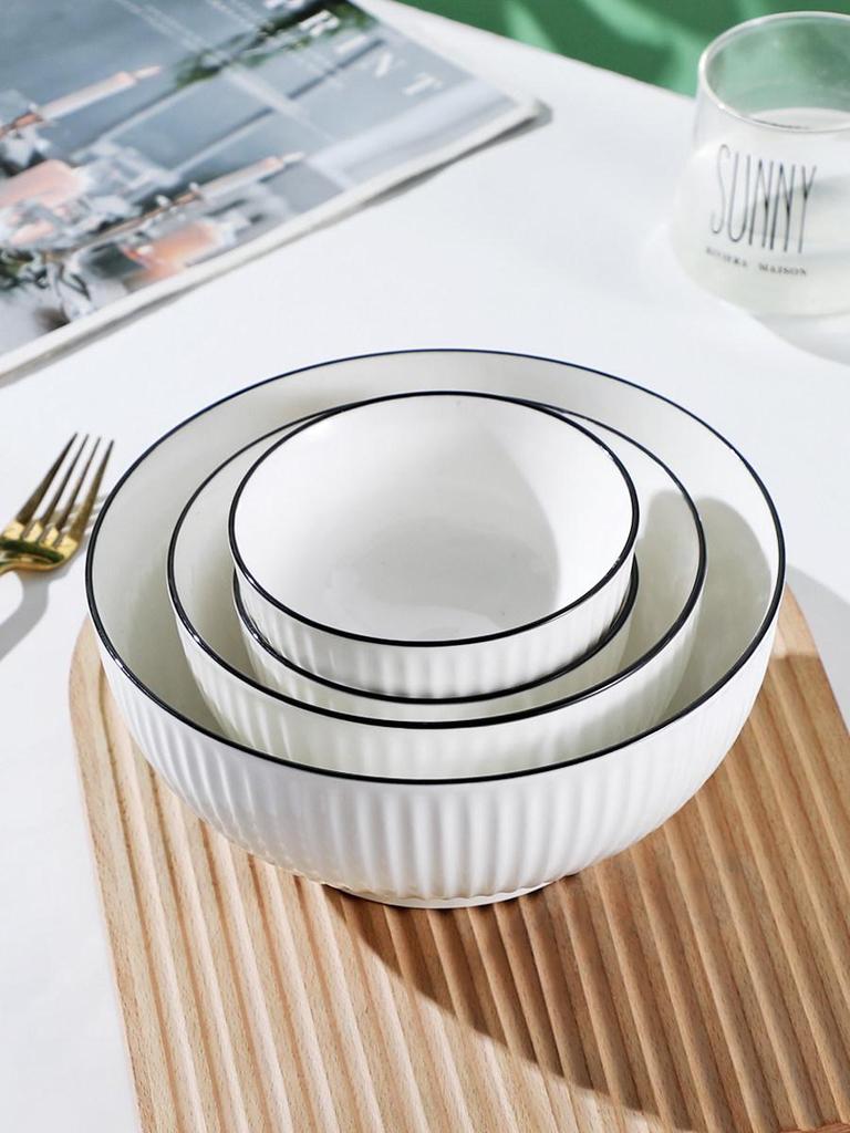 Yamada Nordic Style Ceramic Bowl - Simple Shell Pattern, Large Capacity for Rice, Noodles, or Soup.