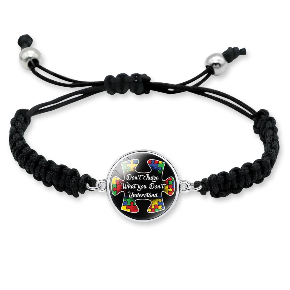 Consapevolezza sull'Autismo Abbraccia lo Straordinario Diverso Non Meno Mamma di un Bambino Autistico Pezzi di Puzzle Ciondolo Bracciale in Macramè con Cordino Nero