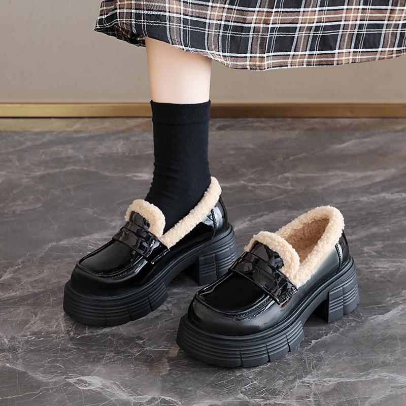 TUINANLE Winter New Plush Lined Loafers Women's Retro Chunky Platform Fluffy Leather Shoes Comfortable & Warm