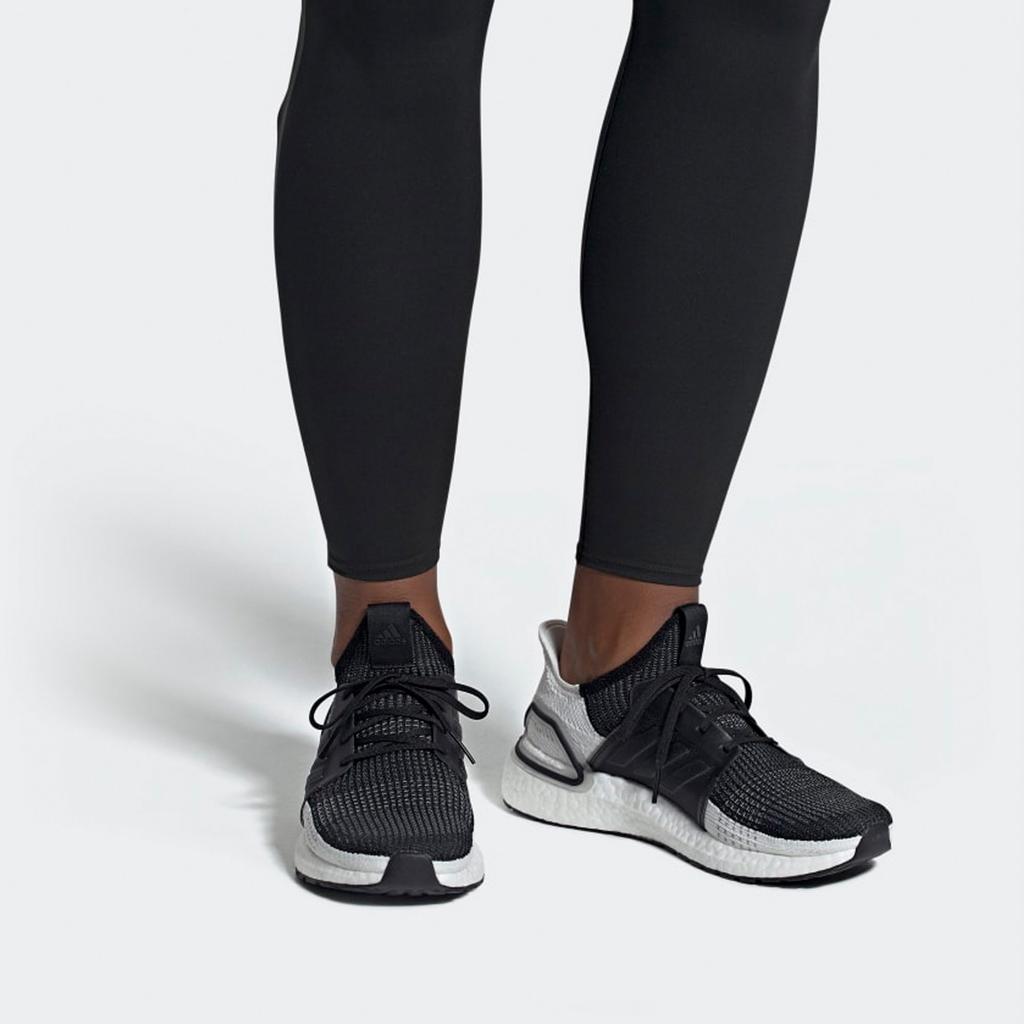 UltraBoost 19 Adidas 'Oreo' B37704