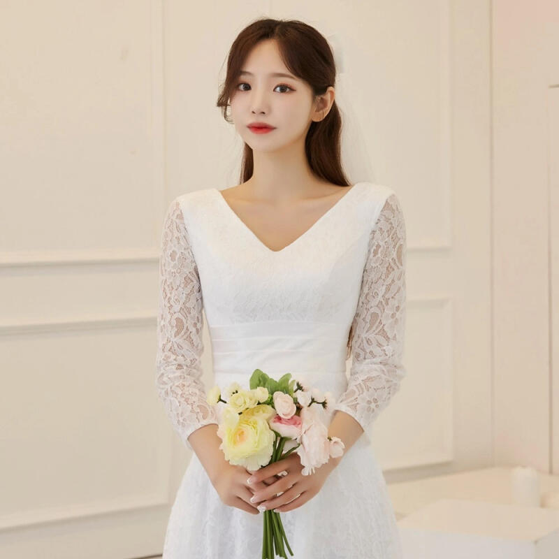 Wedding bouquet graduation photo graduation photo concept graduation snap Random delivery